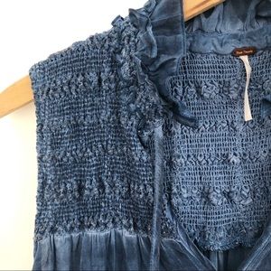 ⚫️ Free People Blouse